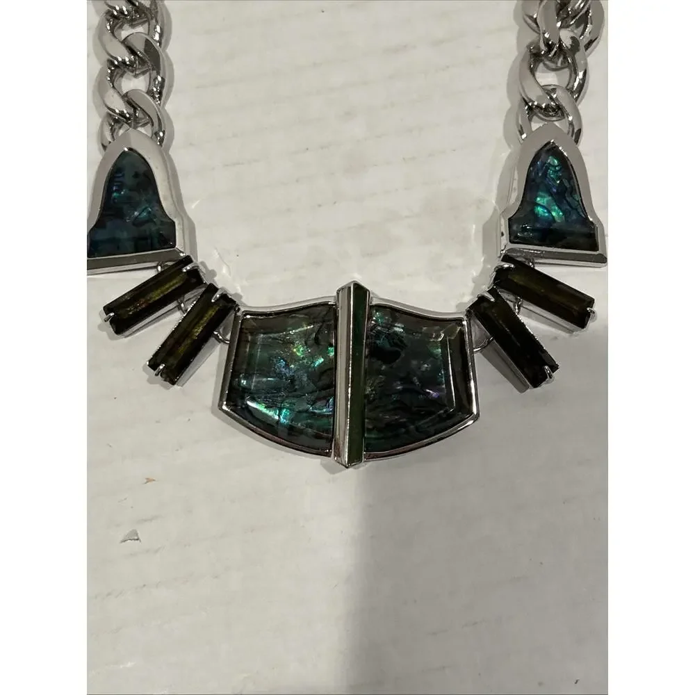 VINCE CAMUTO Green Stone Thick Link Silver Tone Statement Necklace 17.5”